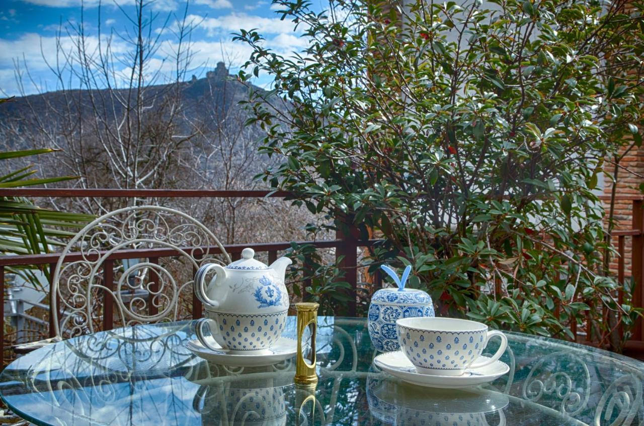 Tatin - Hotel & Cafe In Mtsʼkhetʼa Dış mekan fotoğraf