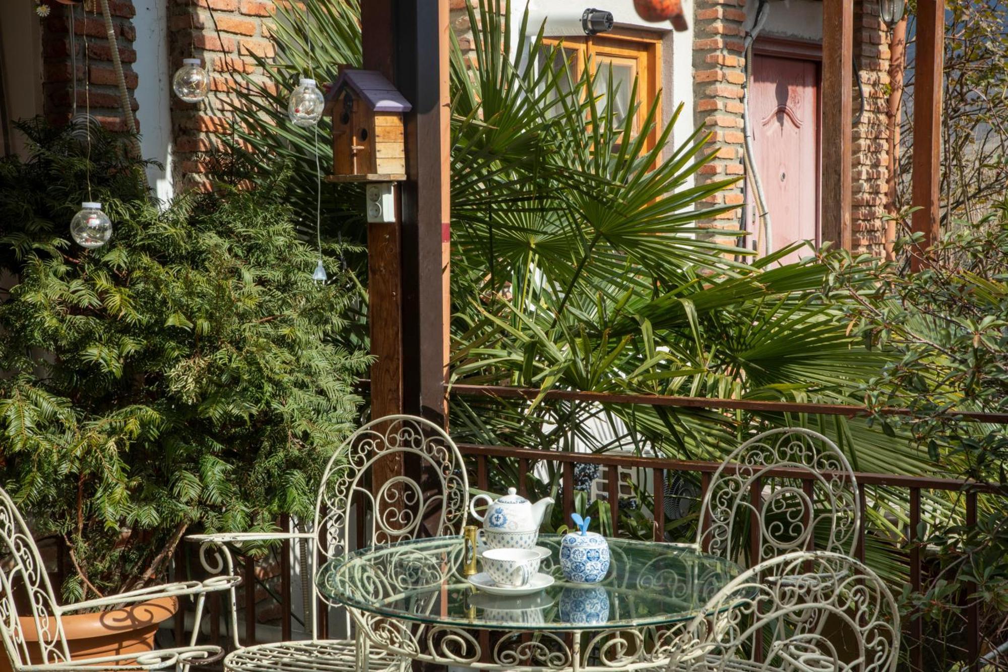 Tatin - Hotel & Cafe In Mtsʼkhetʼa Dış mekan fotoğraf